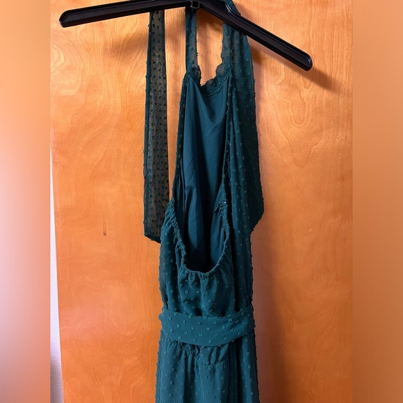 Backless Halter Green Dress - Picture 4 of 6